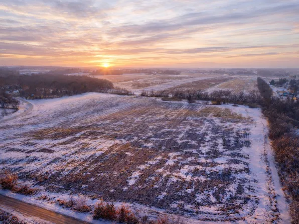 Chester Ave, Webster, MN 55088