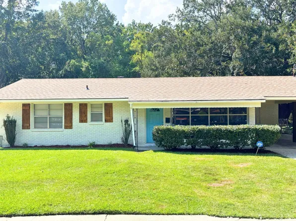 5555 Silverleaf Ave, Baton Rouge, LA 70812