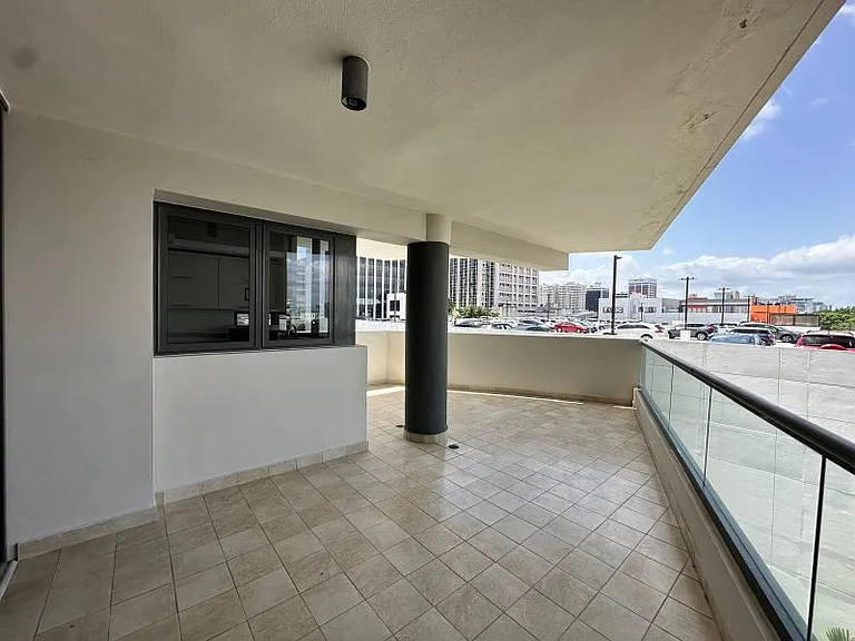 120 Ave Carlos Chardon, Quantum Metrocenter Apto 6 — Photo 12