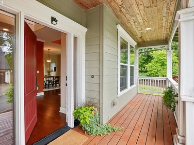 9233 SW 29th Ave, Portland, OR, 97219