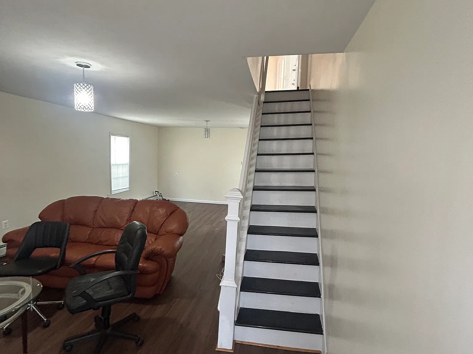 3 bed, 1732 sqft, $3,750 — Photo 4