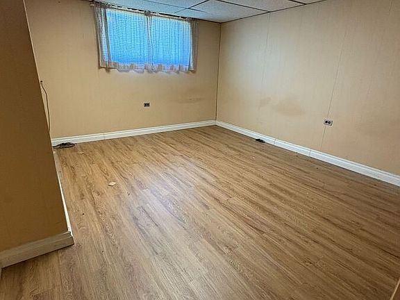 4th image of 10730 Eastcourt Dr