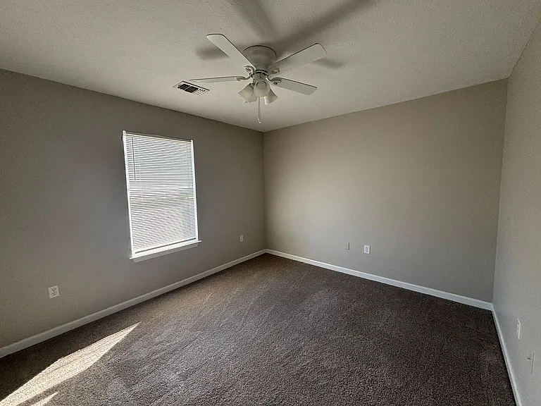 754 Sherman Ave #B — Photo 9