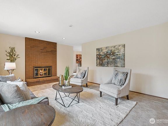 4th image of 24119 107th Drive SE