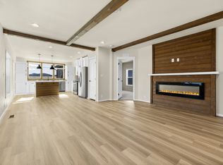 153 Shooting Star Ln, Custer, SD 57730