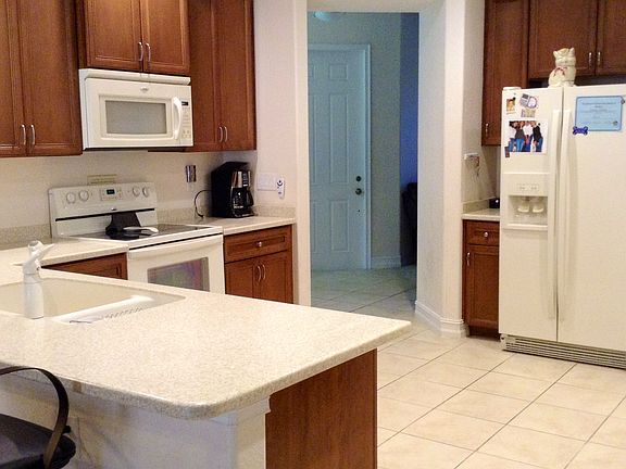 Spacious kitchen