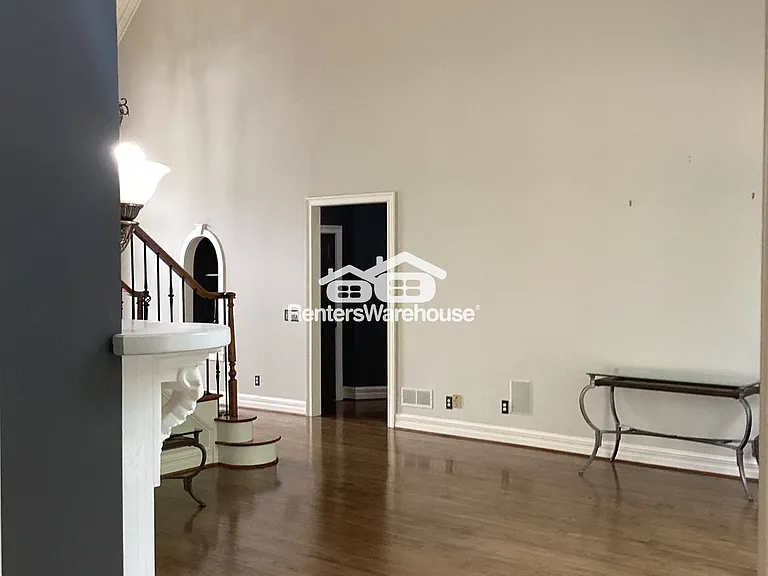 7815 Tintern Trce — Photo 23