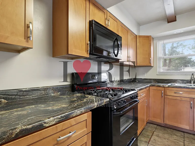 3565 Brunswick Dr — Photo 22