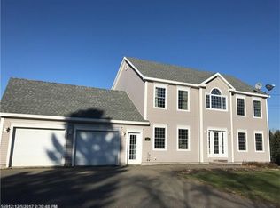 39 University St, Presque Isle, ME 04769