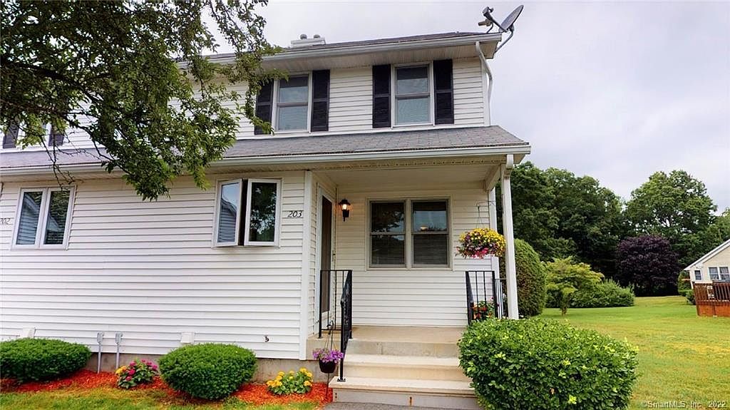 203 Oldefield Farm 203, Enfield, CT 06082 Zillow