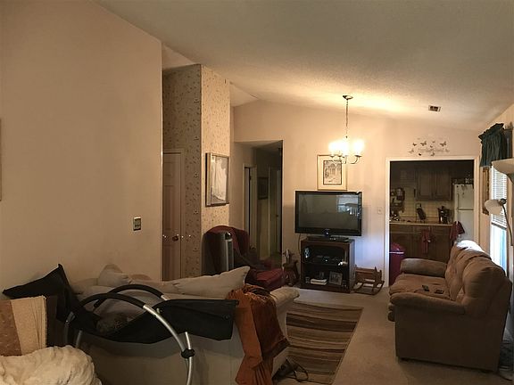 5th image of 1005 Kennesaw Dr SE