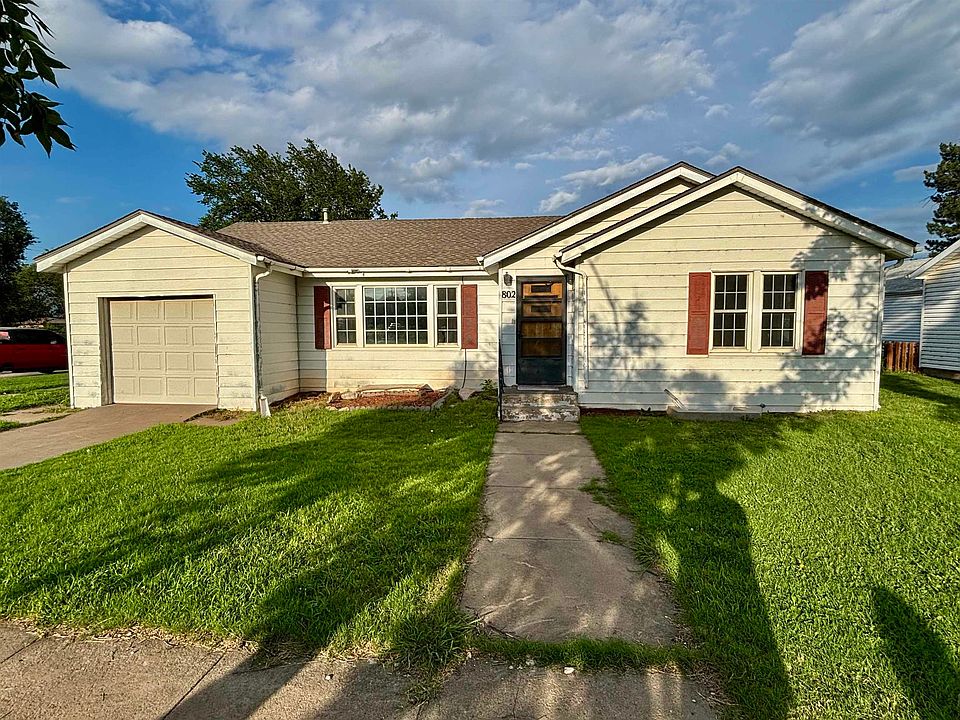 1st image of 802 Avenue E