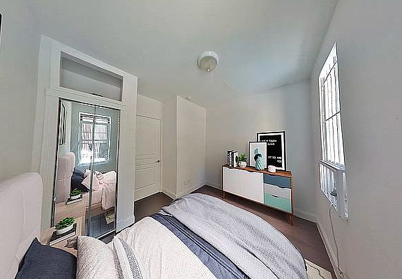4th image of 414 E 71st St APT 2W