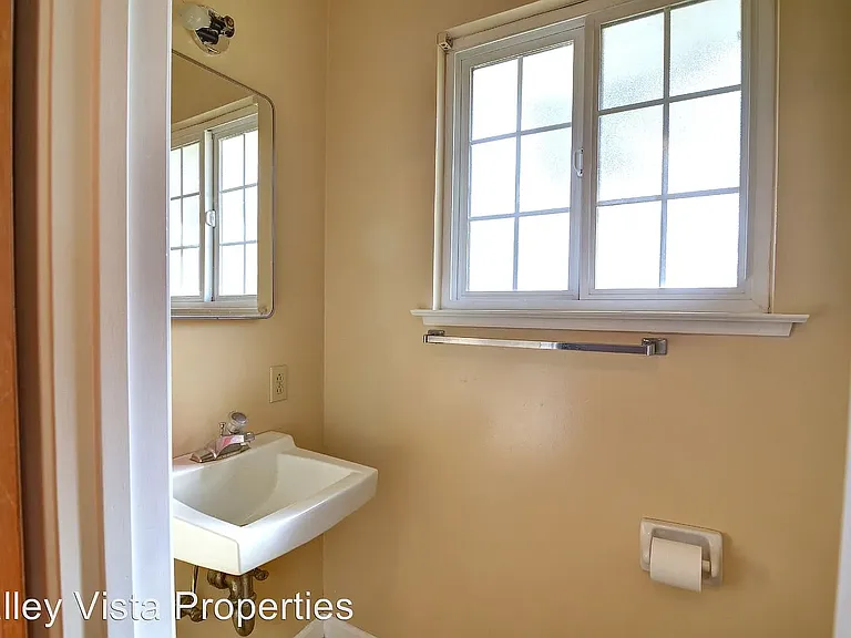 6825 N Locan Ave — Photo 23