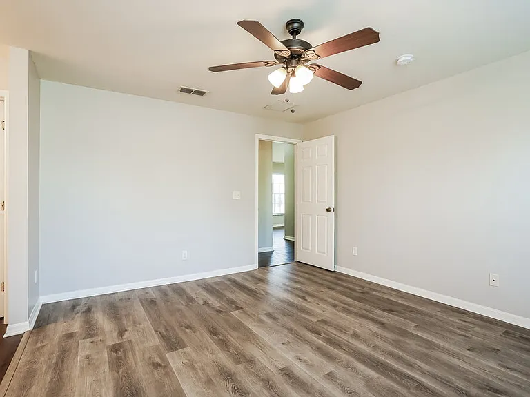 1825 SW 25th St — Photo 11