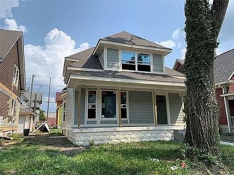 2nd image of 955 Eastern Ave
