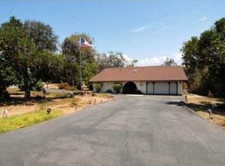 1106 Destree Rd, Escondido, CA 92027