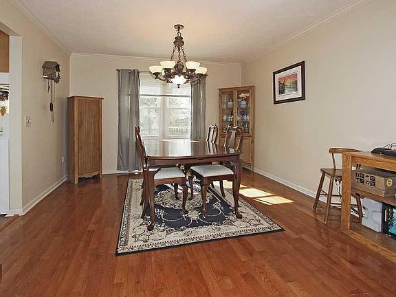 5th image of 8517 Woodstone Way