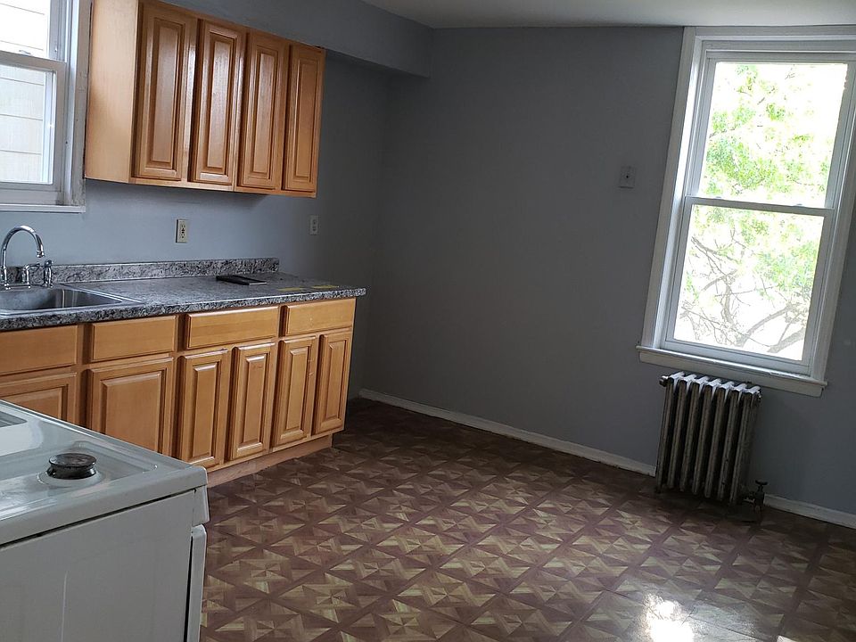 1st image of 29-31 Norwood St #3