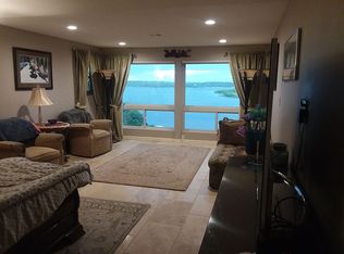 423 Hummingbird Way, Spicewood, TX 78669