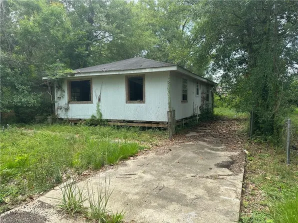 906 E Merry Ave, Hammond, LA 70403