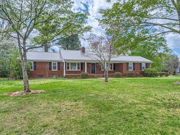 207 Western Blvd, Lexington, NC 27295