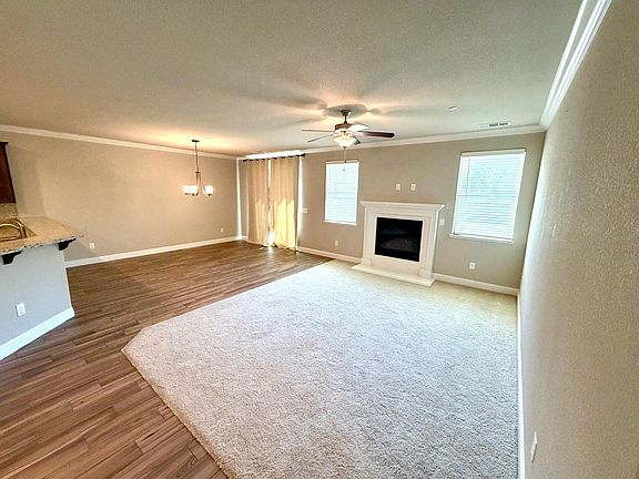 3rd image of 424 Sage Ct