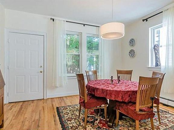 4th image of 7 Blackstone St #2