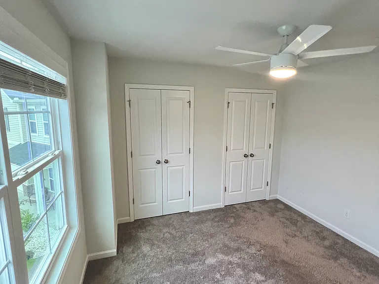 108 Horncastle Ct — Photo 34