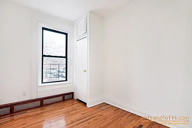 Rented by aptsandlofts.com