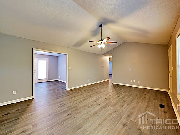 3rd image of 1674 Barbara Ann Cir