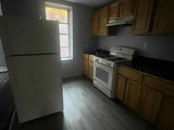 9 Vroom Street image 6 of 11