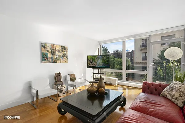 Sold by Citi Habitats | media 20