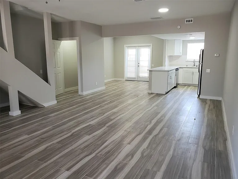 11710 Southlake Dr #29 — Photo 5