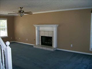 3rd image of 446 Bradford Town Pl