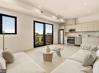 2117 M St NE #31, Washington, DC 20002