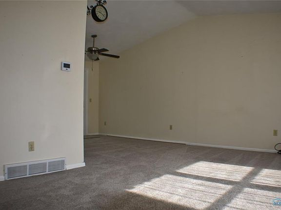 5th image of 2444 Bedford Ln