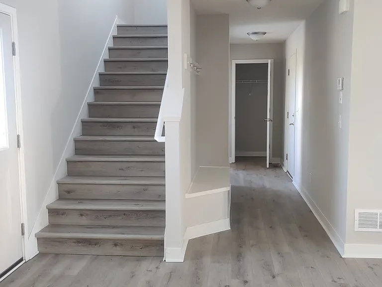 2768 Clover Ridge Dr — Photo 10