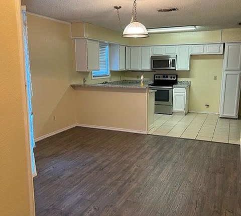 Dining Room w/Kitchen
