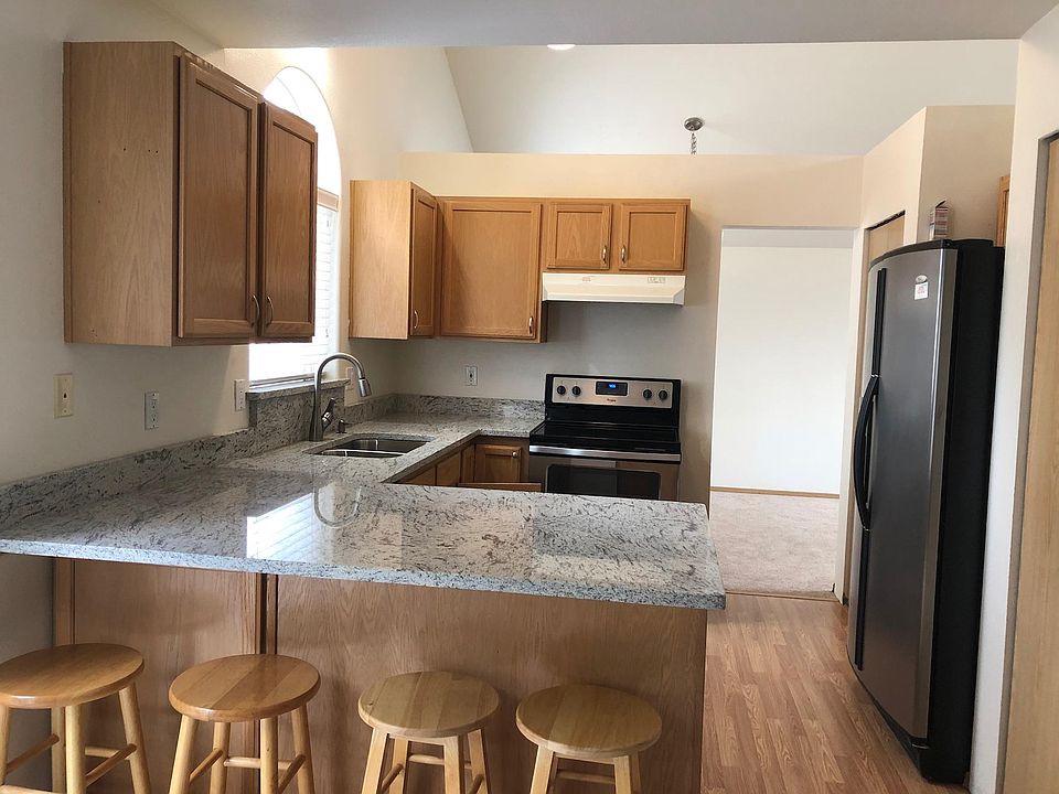 2nd image of 3336 S 300th Pl
