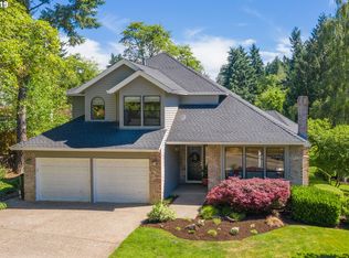 1499 Braemar Dr, West Linn, OR 97068