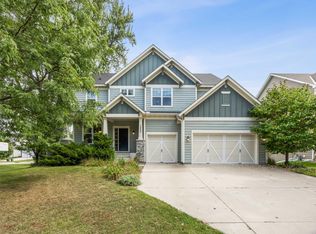 1223 Bucher Ave, Shoreview, MN 55126