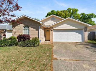 2948 Charter Oaks Ln, Pensacola, FL 32514