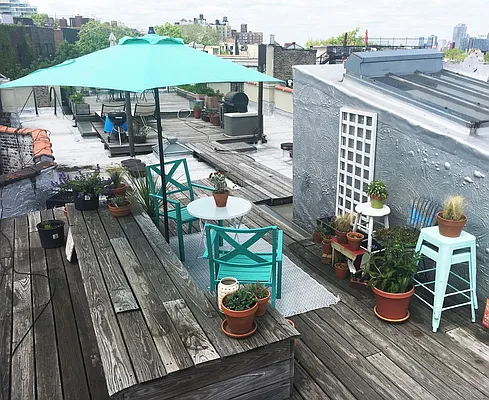 Sold by HomeDax Real Estate | media 29