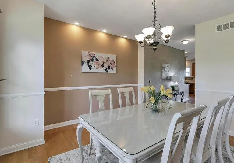 1056 Winding Creek Ln — Photo 16