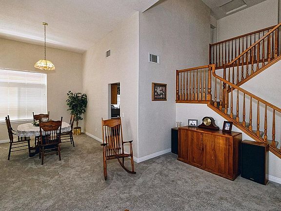 3rd image of 13536 Lakeside Pl