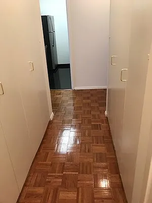 Rented by Solow Realty | media 24