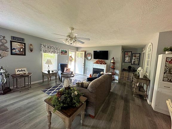 2nd image of 1792 County Road 5