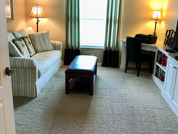 3rd image of 10240 Washingtonia Palm Way APT 2021