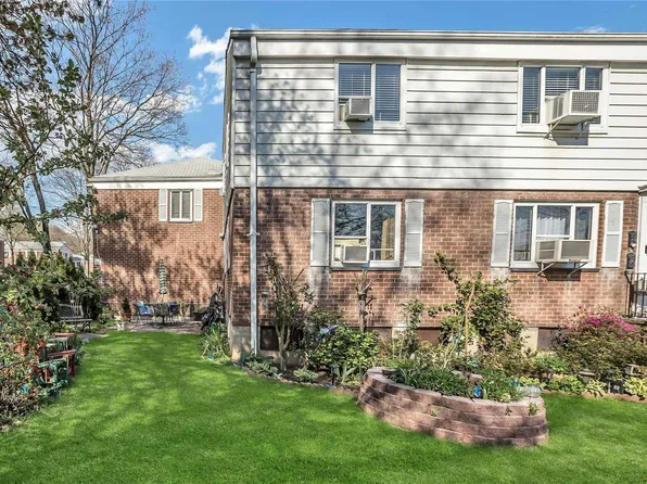 87-01 Springfield Boulevard #15-9, Queens Village, NY 11427